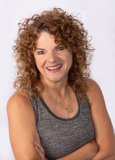 Karen White Headshot.jpg